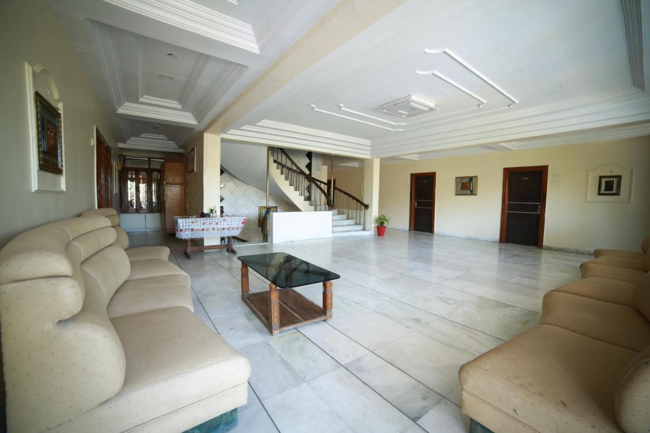 Hotel Sheratone Mount Abu Eksteriør bilde