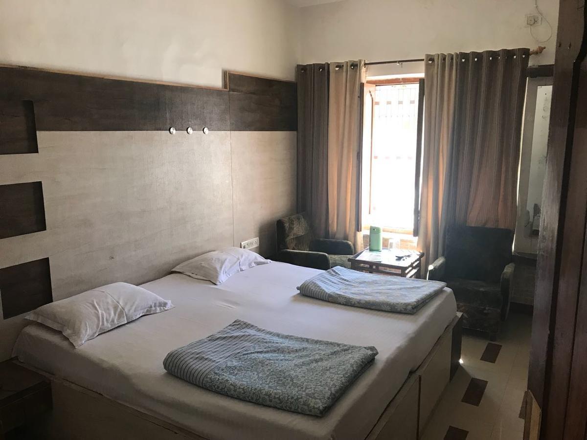 Hotel Sheratone Mount Abu Eksteriør bilde