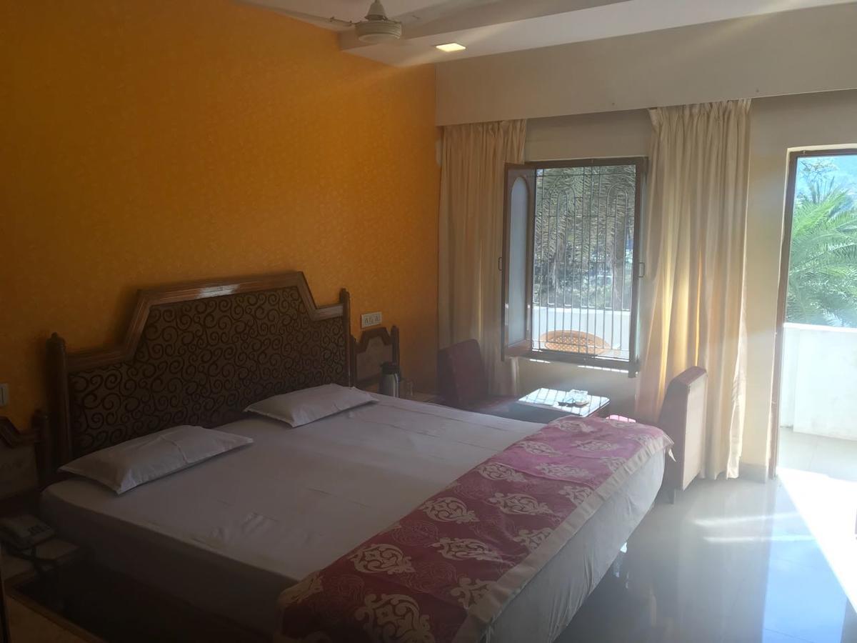 Hotel Sheratone Mount Abu Eksteriør bilde