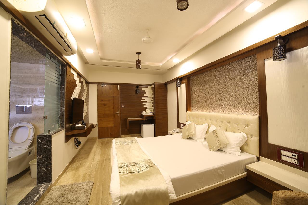 Hotel Sheratone Mount Abu Eksteriør bilde