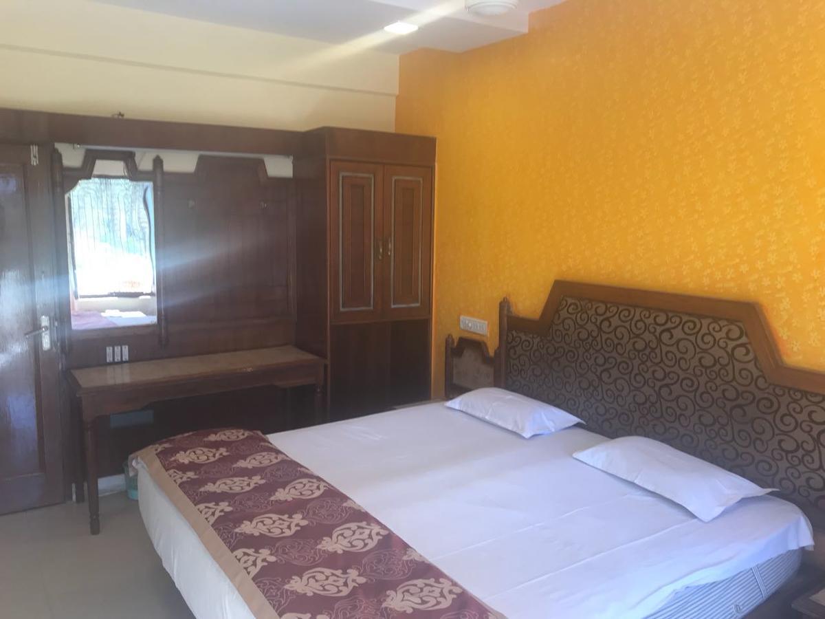 Hotel Sheratone Mount Abu Eksteriør bilde