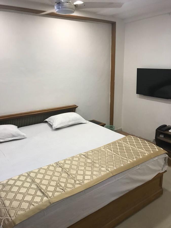 Hotel Sheratone Mount Abu Eksteriør bilde