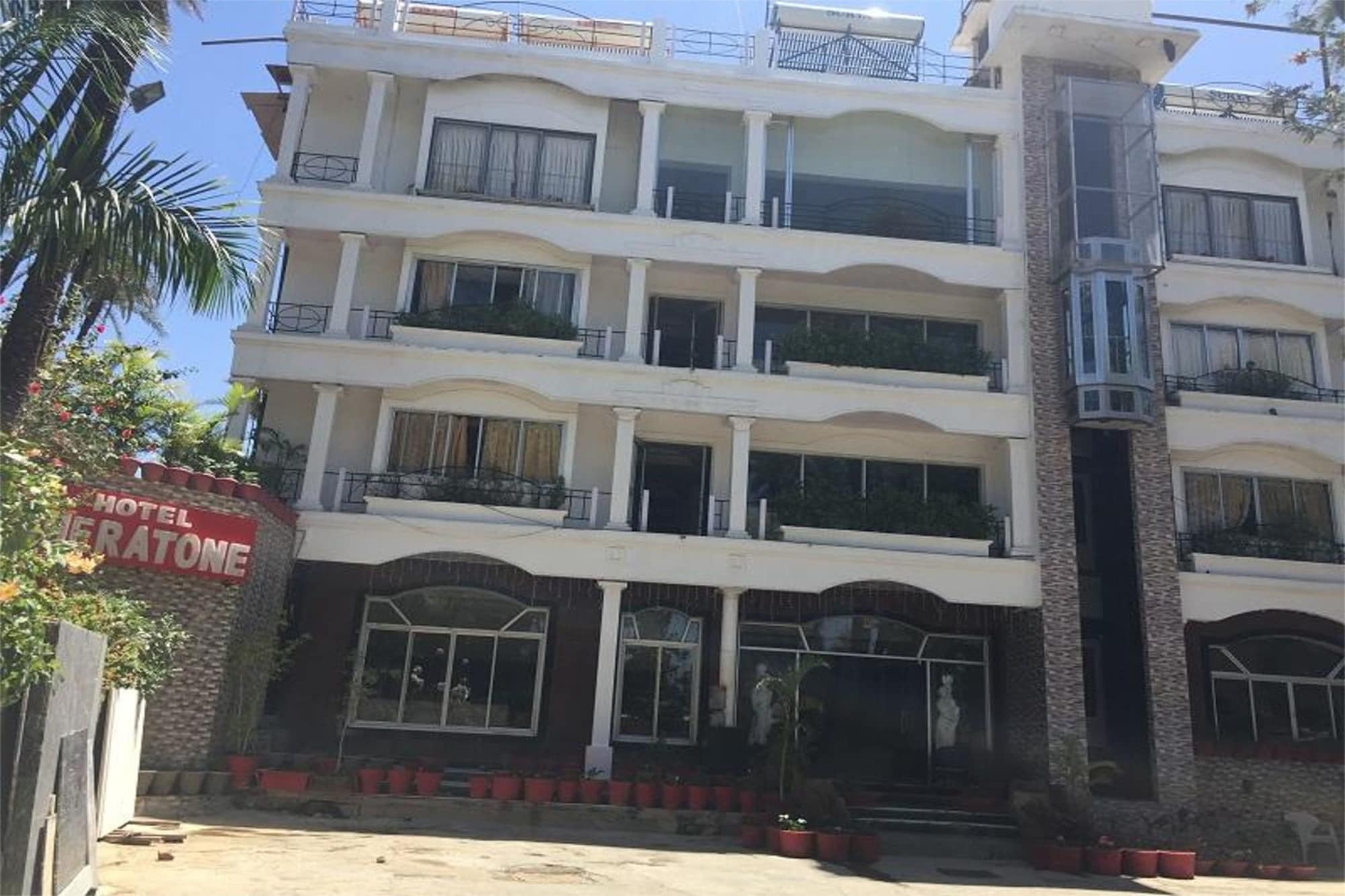 Hotel Sheratone Mount Abu Eksteriør bilde
